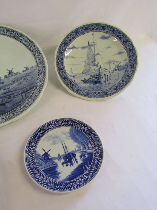 A collection of Delft's chargers Boch Freres and Boch Belgium - Image 4 of 6