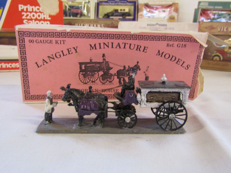 Selection of collectors cars to include Pirate models, Dinky Princess saloon, Matchbox Models of - Image 4 of 7
