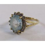 9ct gold cluster ring with Topaz stone surrounded by lolite total weight 4.1g ring size N/O