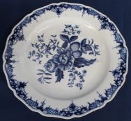 18th century Worcester "Pine Cone" pattern lobed circular porcelain plate with underglaze blue