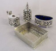 Possibly Charles Horner 1903 silver cruet set total weigh 10.07ozt (includes liner of pepper pot