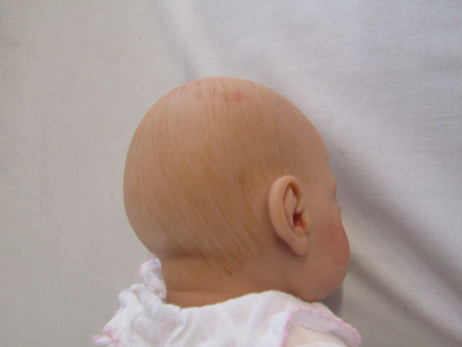 2 Reborn baby dolls 20" weighted doll with closed eyes and painted hair and a Romie Strydom head and - Image 12 of 13