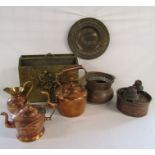 Collection of brass and copper items to include copper kettles