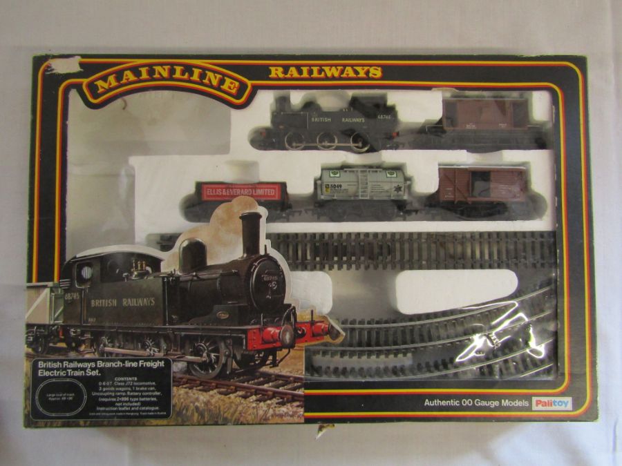 Palitoy Mainline Railways 00 gauge British railways 68745 train set  (missing battery controller), - Image 3 of 6