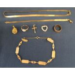 Selection of 9ct gold jewellery including 2 rings, crucifix, pearl set heart, locket, bracelet &