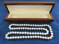 Natural pearl necklace approx. 43cm drop