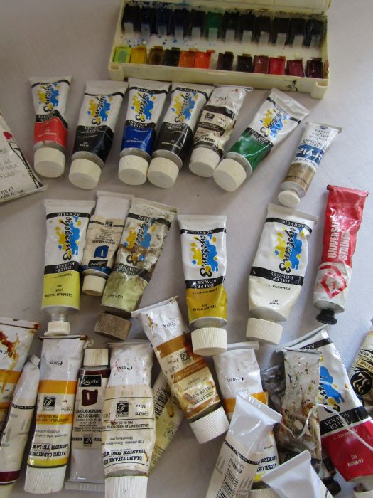 Collection of vintage paints and artist materials to include Winsor & Newton, Rowney etc - Image 7 of 7