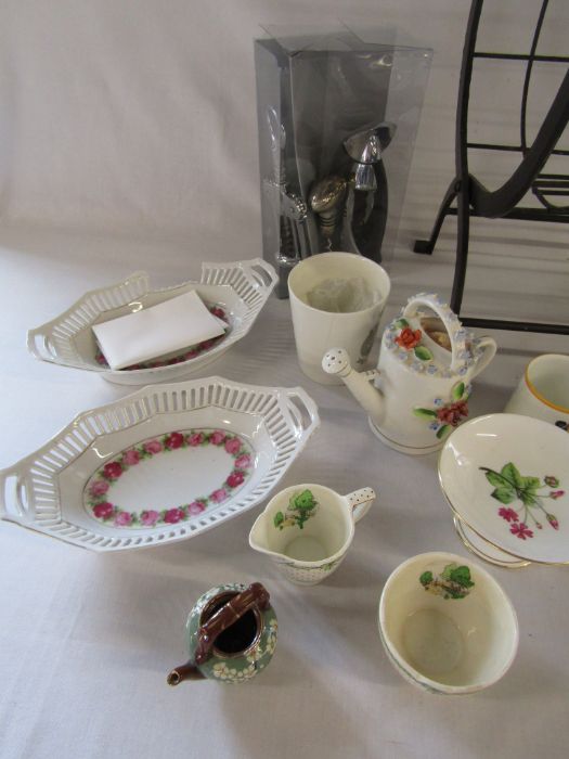 Terracotta tiled heavy side table, Minton, chicken egg holder etc - Image 2 of 3