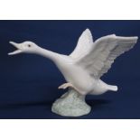 Lladro duck jumping figurine 01265 (with box)
