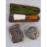 Small collection of silver items including a vesta case, cheroot holder and cat bell total weight (