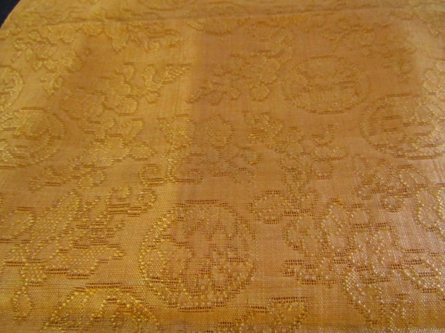 Chinese silk embroidered skirt approx. 77.5cm x 125cm - Image 7 of 12
