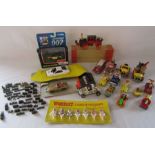 Mixed collection of loose and boxed cars including 007 Aston Martin and Lotus Espirit, miniature