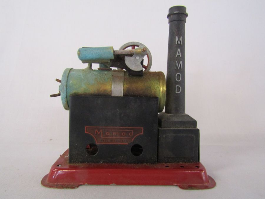 Mamod SP2 static engine with burner, funnel and empty box of fuel tablets - Image 4 of 5