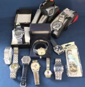 Selection of Gents modern wristwatches / sports watches including Pulsar & Head