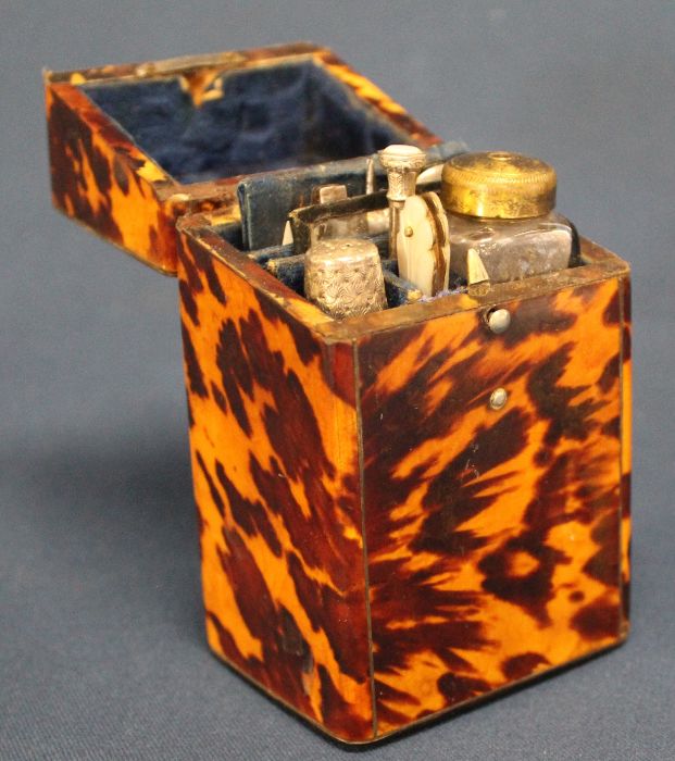 Victorian tortoiseshell etui with small engraved plaque to lid & contents including a miniature