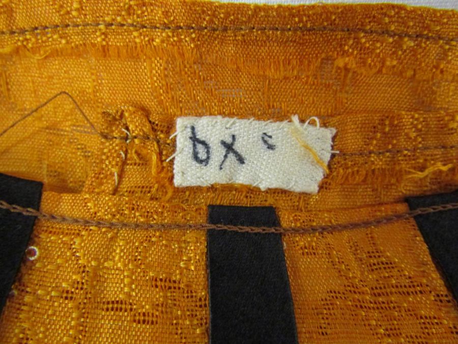 Chinese silk embroidered skirt approx. 77.5cm x 125cm - Image 12 of 12