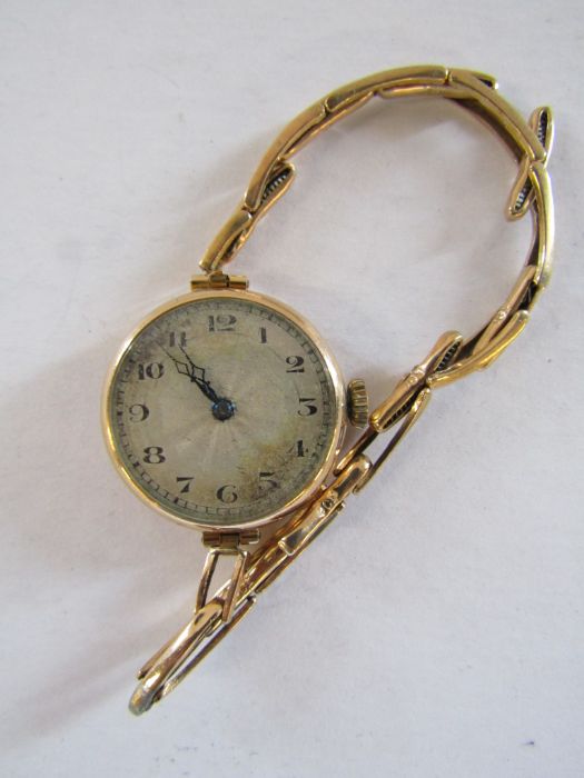 9ct gold ladies watch (broken strap), elastic bracelet also marked 9ct to centre links total - Image 2 of 8