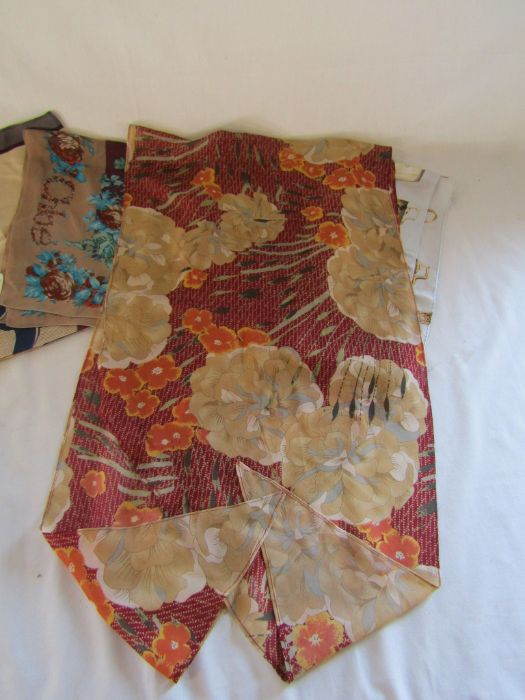 Collection of scarves - Escada horses, Chloe, Trusardi, Smithsonian 1999 cups, - Image 8 of 9