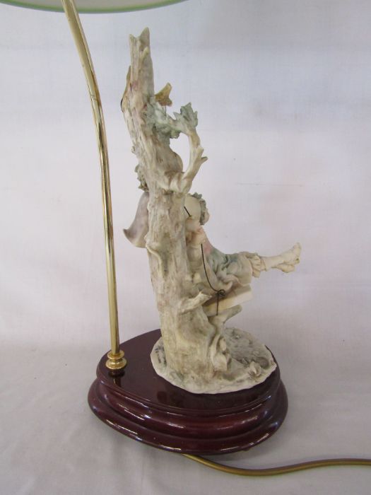 1984 Florence Capodimonte herons table lamp and 1983 Capodimonte Florence lamp boy and girl on - Image 7 of 15