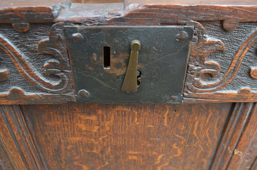 17th century oak coffer with carved frieze L 122cm 55cm 56cm - Image 4 of 4