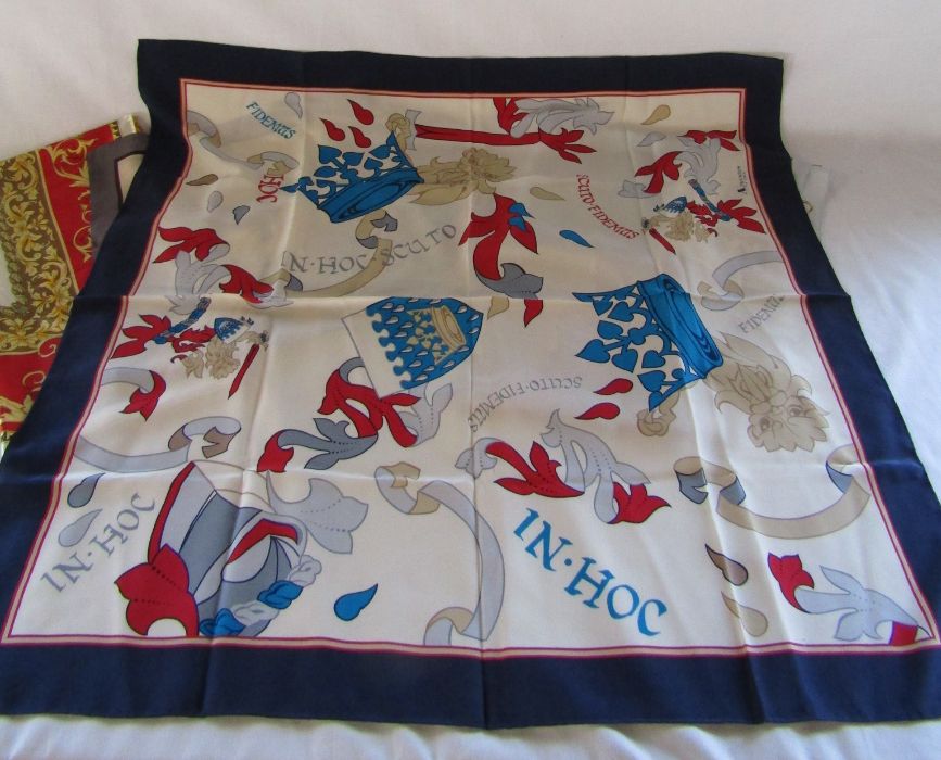 Collection of scarves - Escada horses, Chloe, Trusardi, Smithsonian 1999 cups, - Image 9 of 9