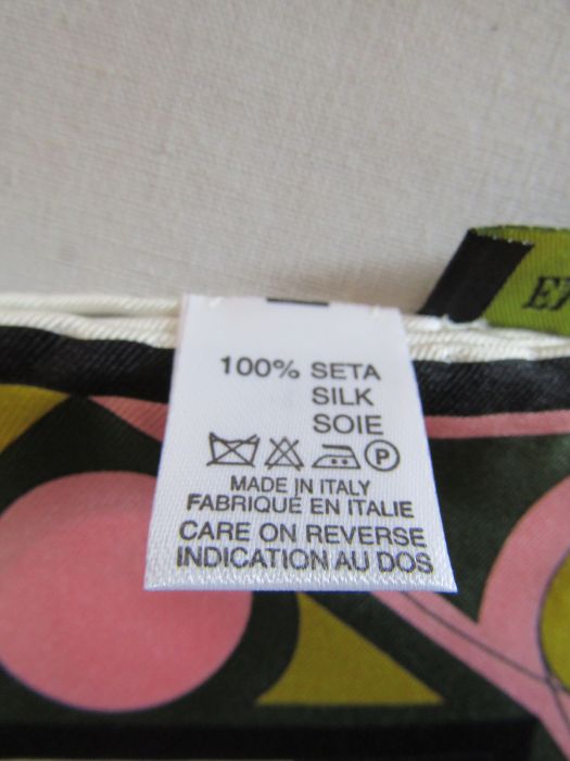 Small Emilio Pucci small silk scarf with shades of pink, green, gold and burgundy and a large - Image 5 of 8