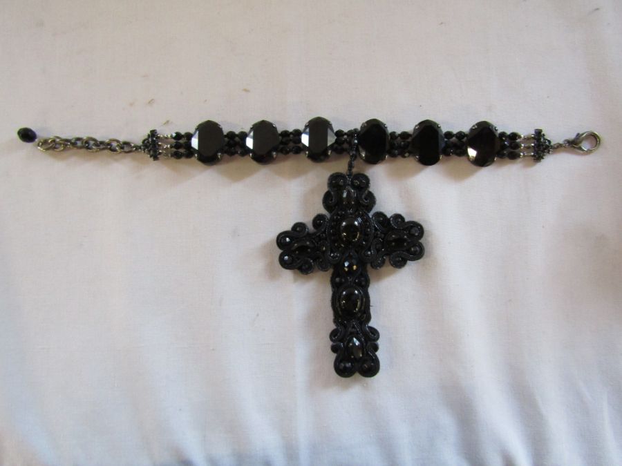 Collection of black jewellery including a large black choker with cross pendant with leather back, - Image 6 of 9