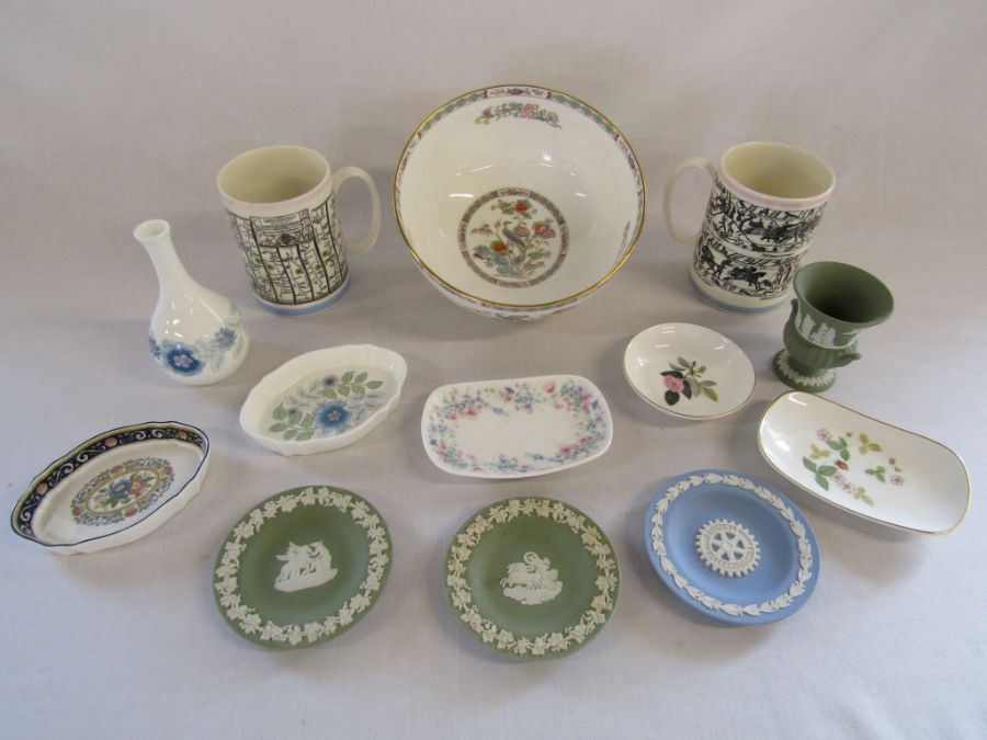 Wedgwood items to include a Kutani Crane dish, jasper ware, Runnymede, Clementine and tankards etc