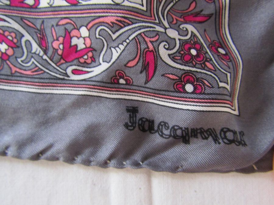 3 x scarves, Emilio Pucci, Jacqmar and a Queen Elizabeth design - Image 5 of 6