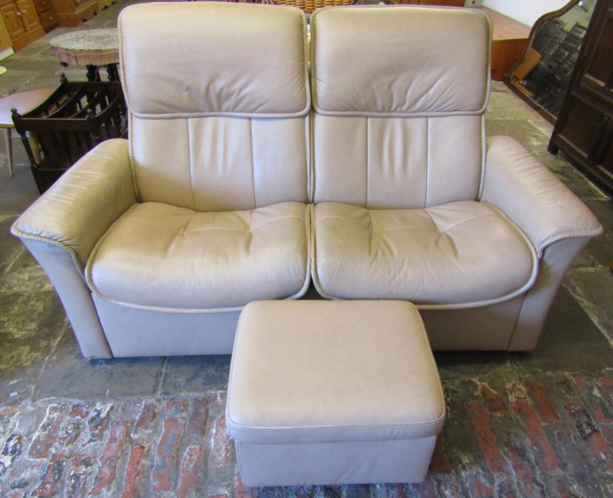 Ekornes Stressless 2 seater recliner with storage footstool - Image 7 of 7