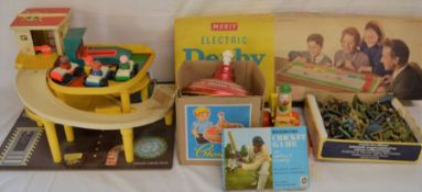 Vintage toys & games including Britains plastic soldiers & Merit Electric Derby