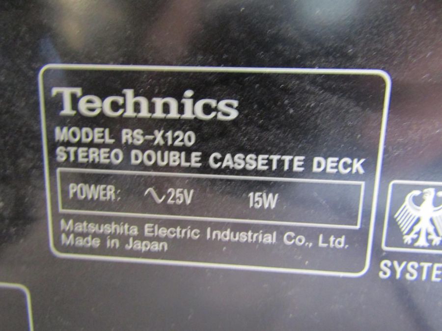 Technics stacking system comprising of SL-J110R, ST-X302LA, SU-X120, SL-PJ28A, RS-X120 also includes - Image 8 of 8