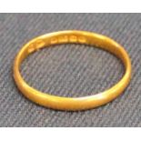 22ct gold wedding band 1.8g size J