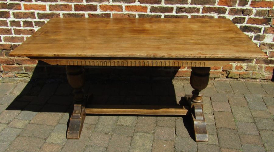 Oak refectory dining table approx. 152cm x 82.5cm x 74.5cm