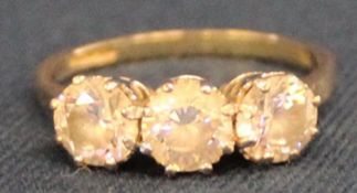 14ct gold 3 stone cubic zirconia ring, 3.0g, size Q