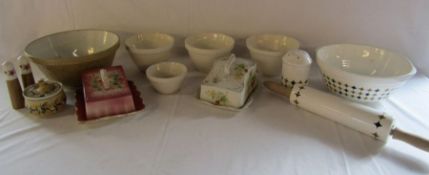 Mixed kitchenalia - Celtic Ceramics mixing bowl, rolling pin and flour sifter, pudding bowls, mixing