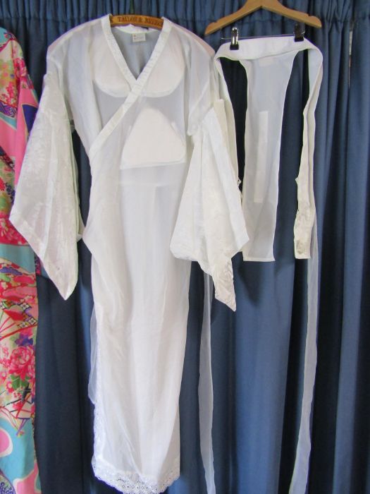 Kimono, Hiyoku, Obi and Zoris/kimono sandals etc - Image 2 of 5