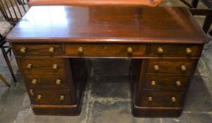 Victorian mahogany twin pedestal desk with turned knobs L 130cm D 56cm Ht 74cm