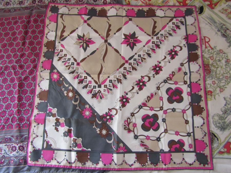 3 x scarves, Emilio Pucci, Jacqmar and a Queen Elizabeth design - Image 2 of 6