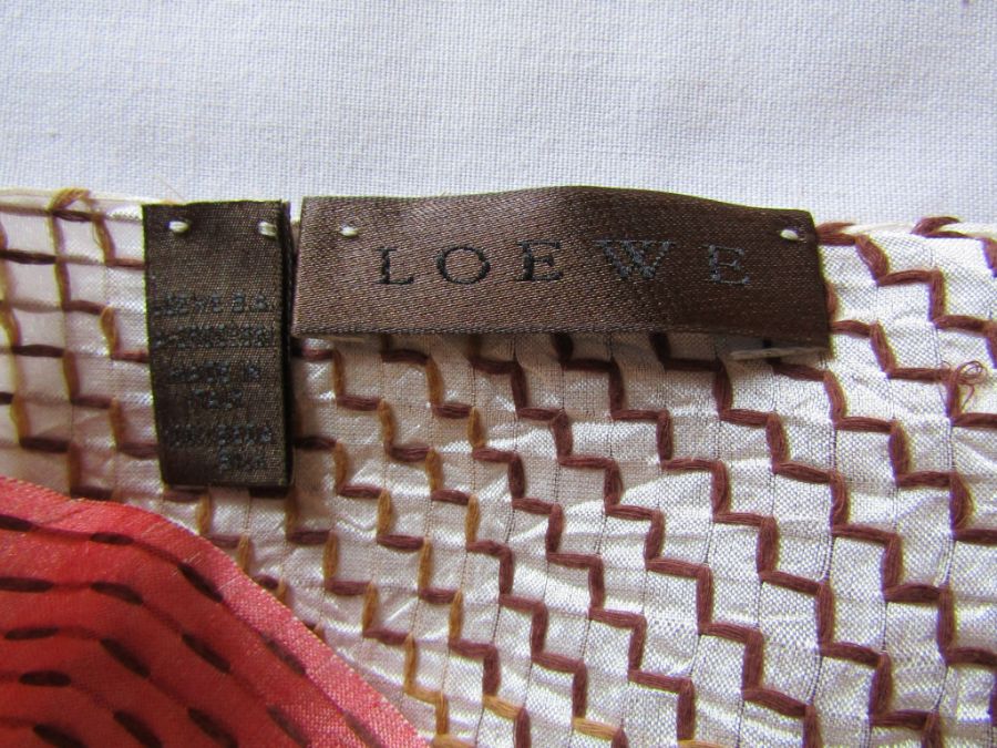 Small Emilio Pucci small silk scarf with shades of pink, green, gold and burgundy and a large - Image 7 of 8