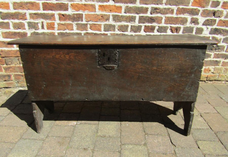 17th Century oak coffer - 6 plank chest - approx. 101cm x 60cm x 35cm