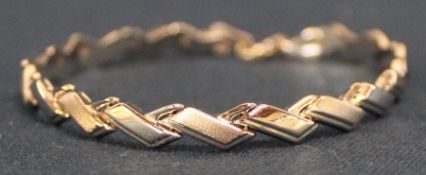 14k white gold zigzag bracelet marked JAS 5.3g