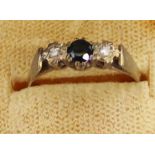 9ct gold sapphire & diamond chip ring 2g size N