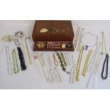Oak jewellery box containing costume jewellery