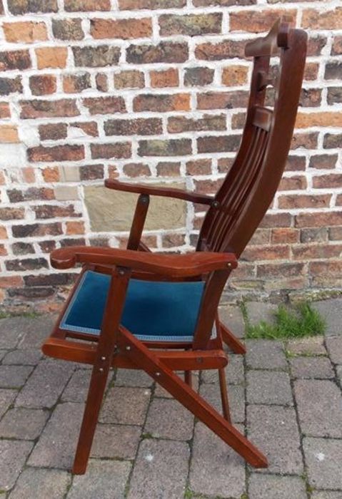 Edwardian mahogany folding campaign chair with cushioned seat - Image 2 of 3