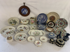 Collection of items including Meissen tile depicting lion caught in a net, Portmeirion dishes