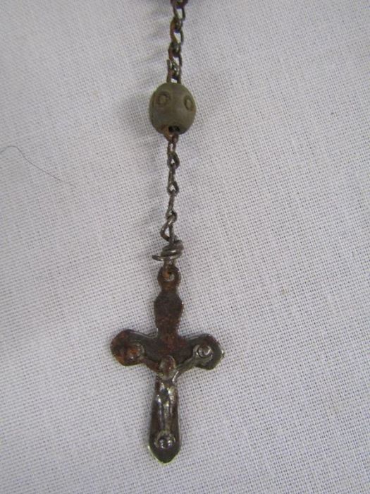 Collection of rosary beads, cast crucifix and religious figure - Image 6 of 9