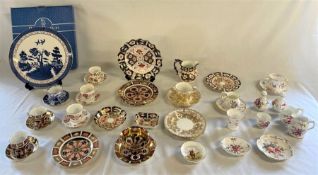 Selection of ceramics including Royal Doulton and Royal Crown Derby, including some seconds, a