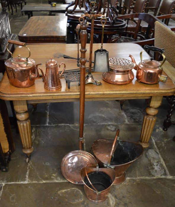 Various items of copperware including 2 coal scuttles, bed warming pan, kettles etc