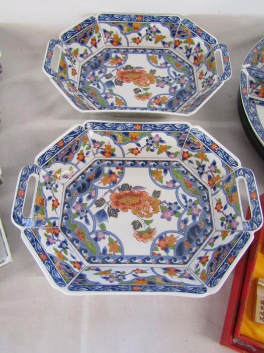 Oriental dinner ware including serving dishes, lazy Susan, chop sticks and bowls - Image 5 of 8